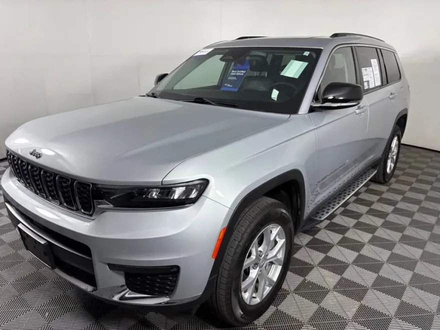 2023 Jeep Grand Cherokee Limited photo 1