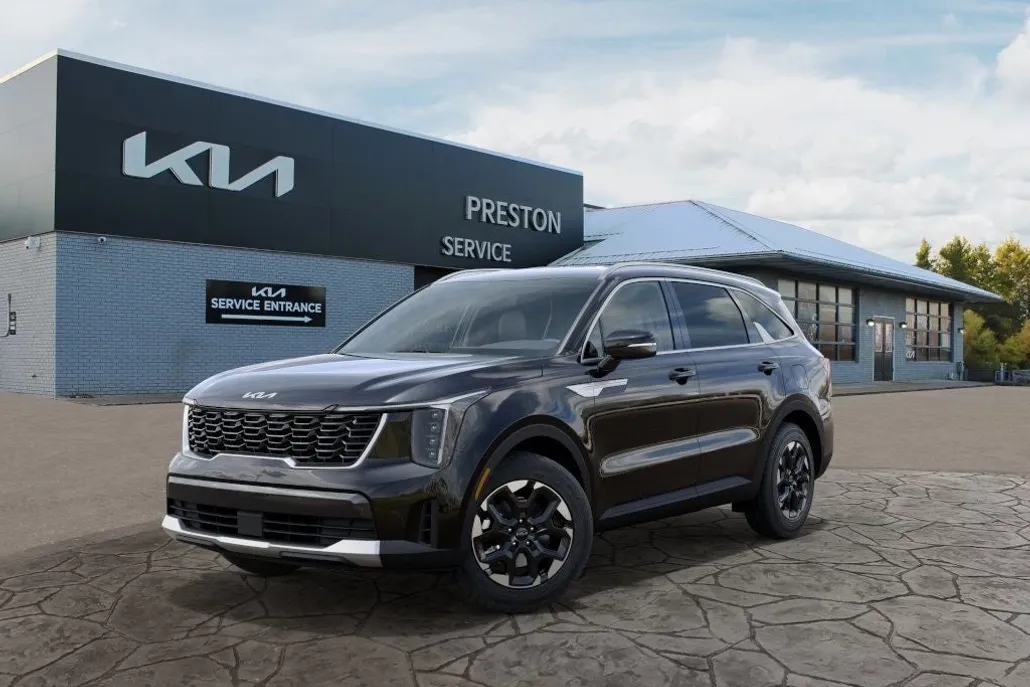 2025 Kia Sorento S photo 1
