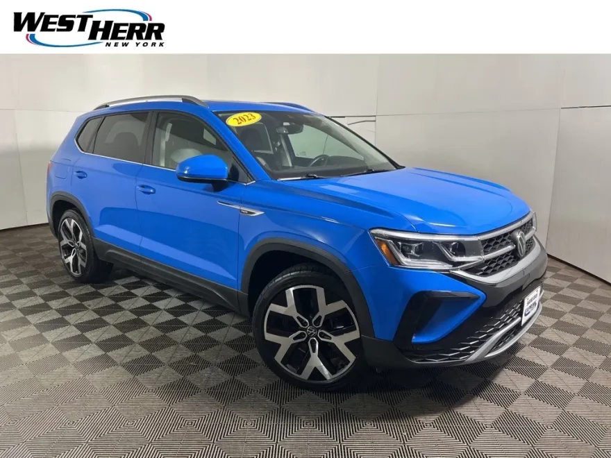 2023 Volkswagen Taos SEL photo 1