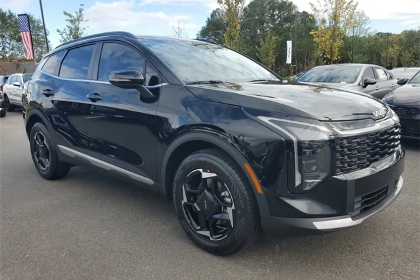 2026 Kia Sportage EX photo 1