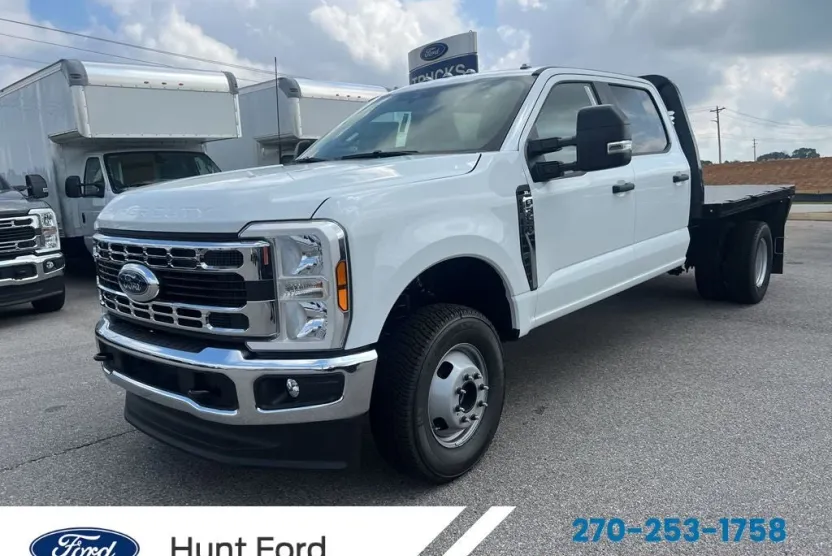 2025 Ford F-350 XL photo 1