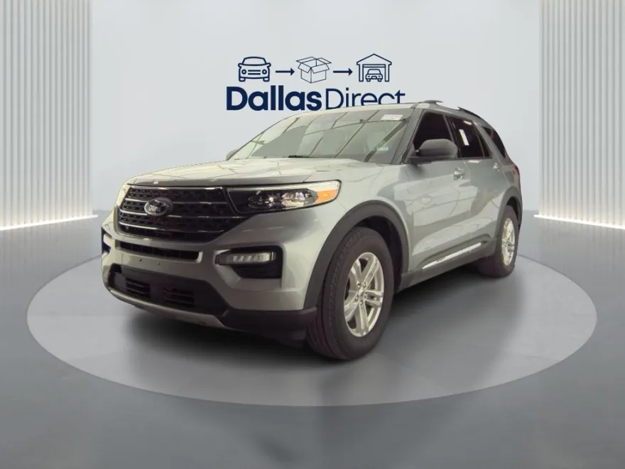 2022 Ford Explorer XLT photo 1