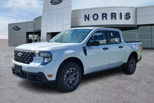 2025 Ford Maverick XLT photo 1