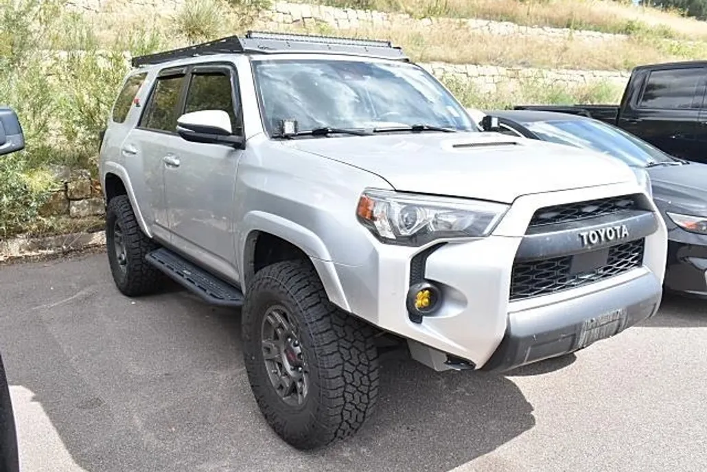 2021 Toyota 4Runner TRD Premium photo 1