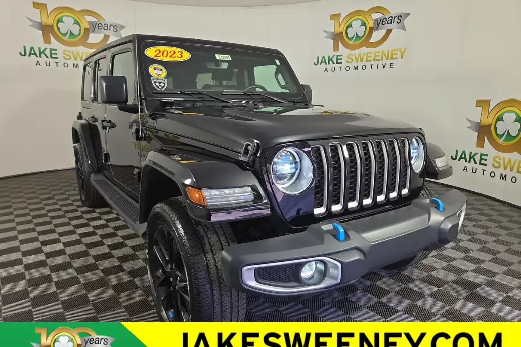 2023 Jeep Wrangler 4xe Sahara photo 1