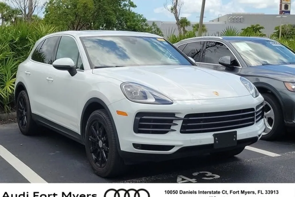 2020 Porsche Cayenne Base photo 1