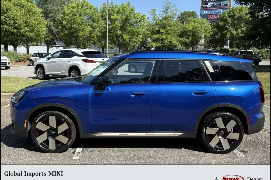 2025 Mini Countryman S photo 1