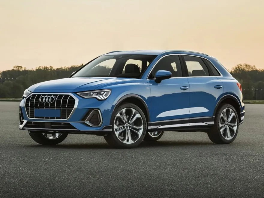 2022 Audi Q3 S line Premium Plus photo 1