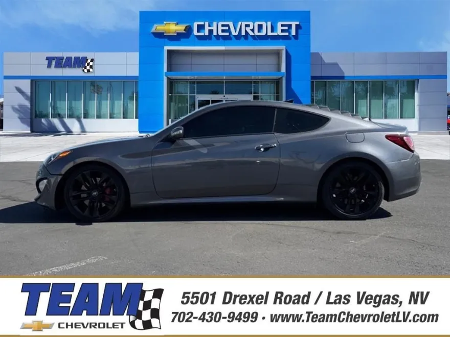 2015 Hyundai Genesis Coupe 3.8 R-Spec photo 1