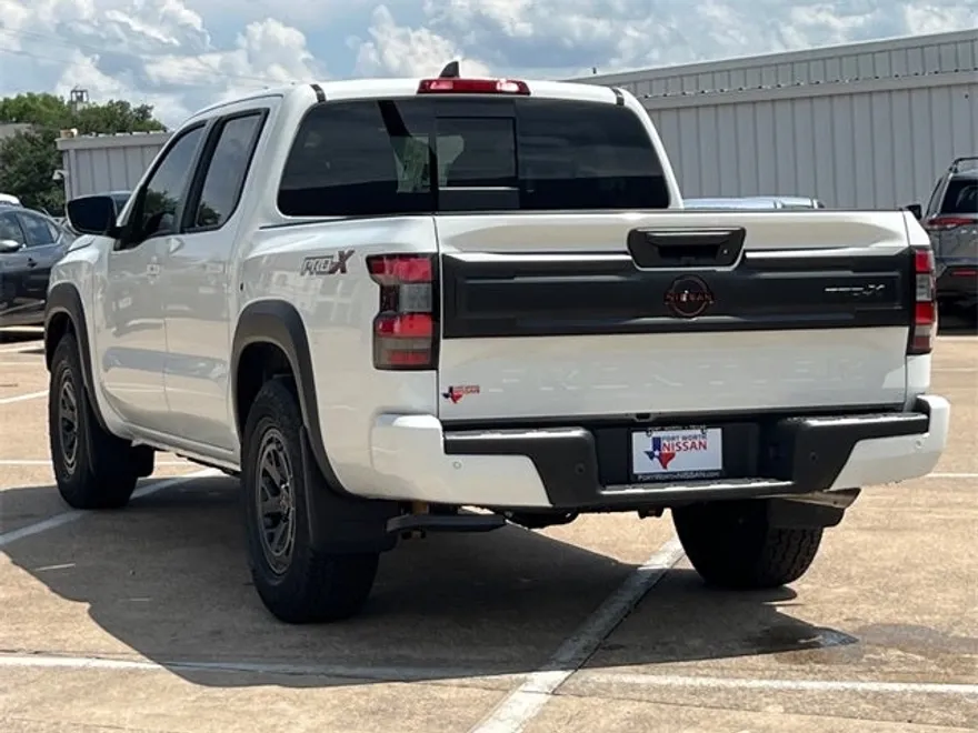 2025 Nissan Frontier PRO-X photo 5