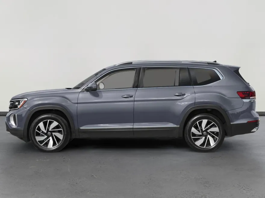 2026 Volkswagen Atlas SEL photo 1