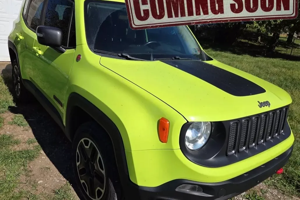 2017 Jeep Renegade Trailhawk photo 1
