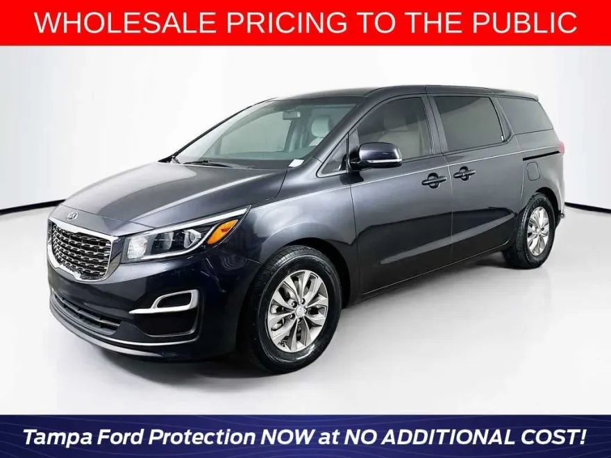 2019 Kia Sedona LX photo 1