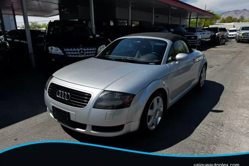 2002 Audi TT Roadster photo 1