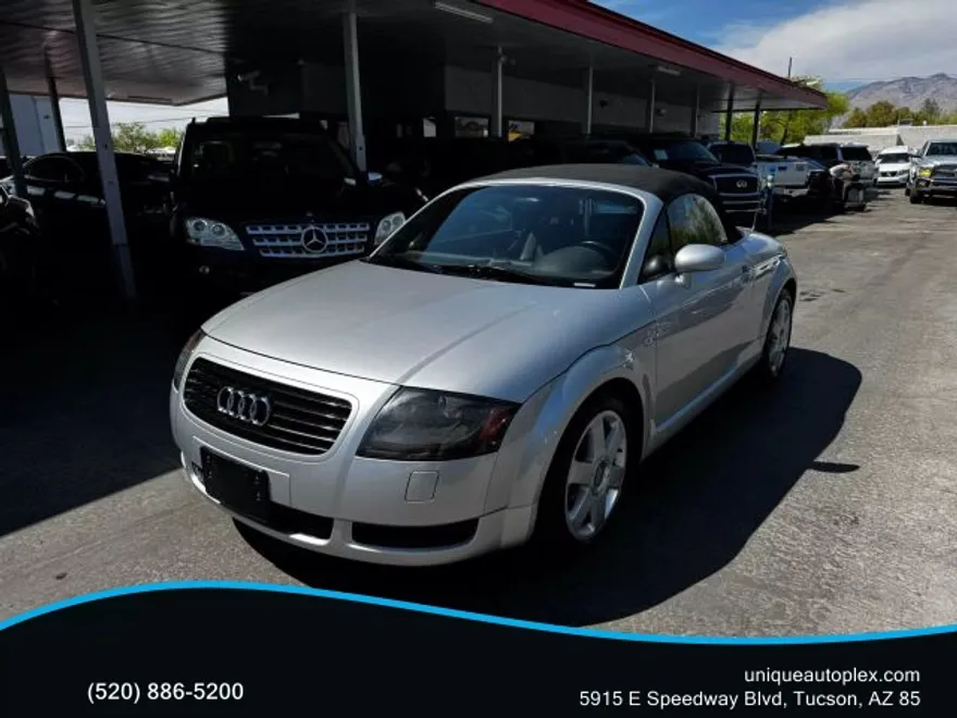 2002 Audi TT Roadster photo 1