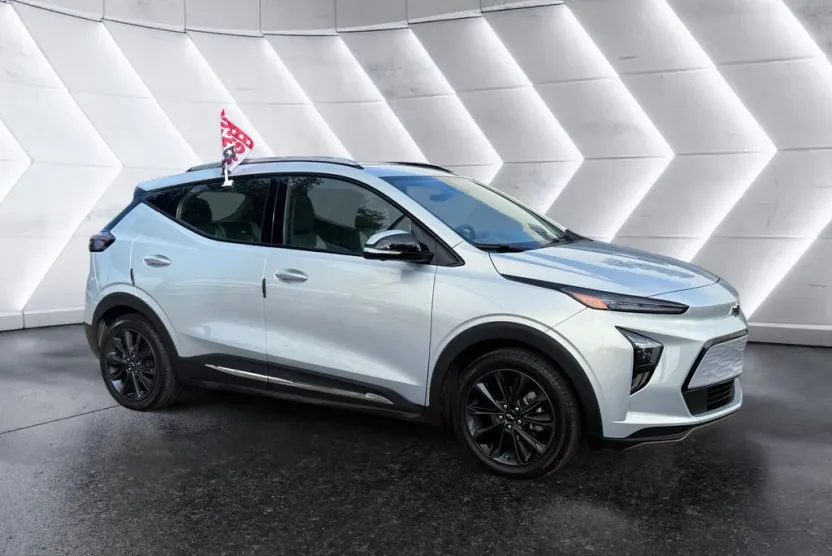 2022 Chevrolet Bolt EUV Premier photo 1