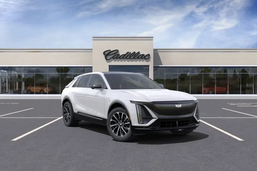 2025 Cadillac Lyriq Sport photo 1