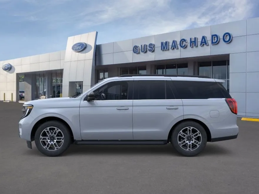 2025 Ford Expedition photo 1