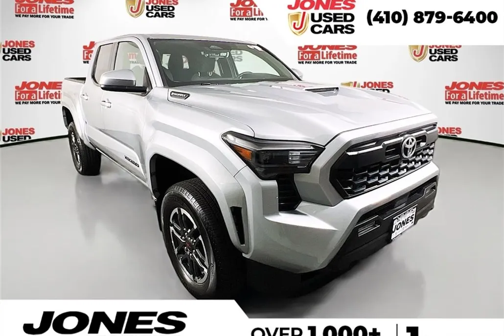 2024 Toyota Tacoma TRD Sport photo 1