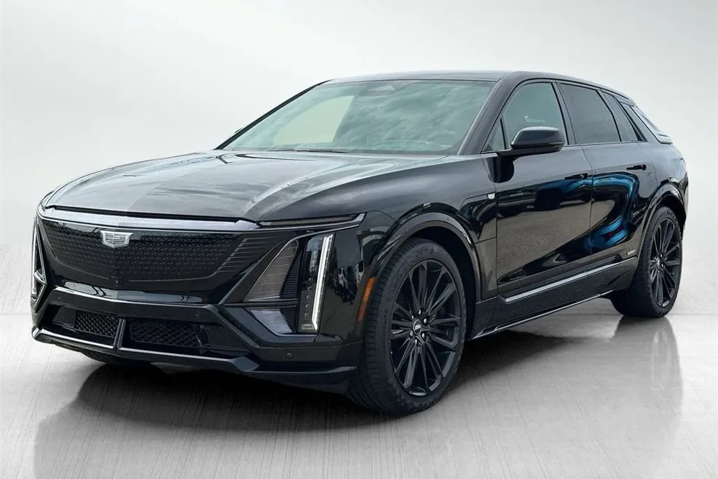 2026 Cadillac Lyriq photo 1
