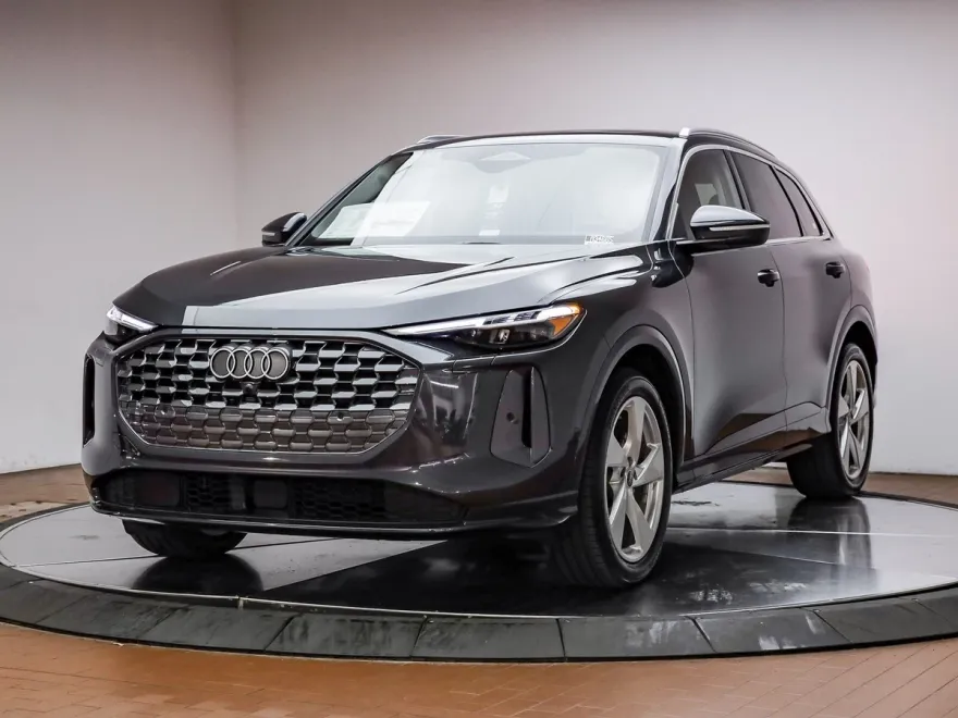 2025 Audi Q5 2.0T Prestige photo 1