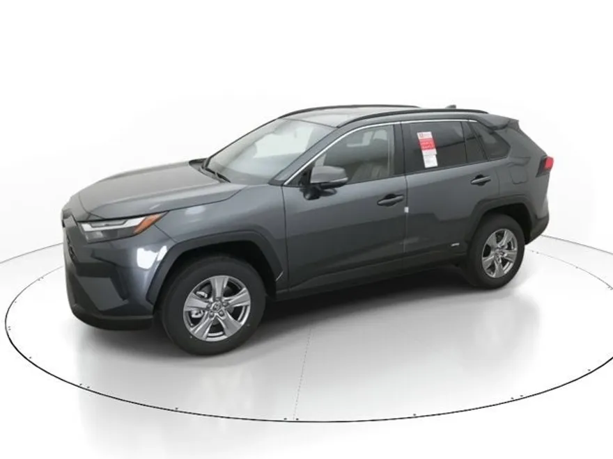 2025 Toyota RAV4 Hybrid LE photo 1