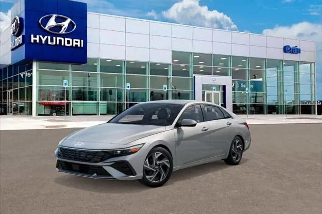 2025 Hyundai Elantra Limited photo 1