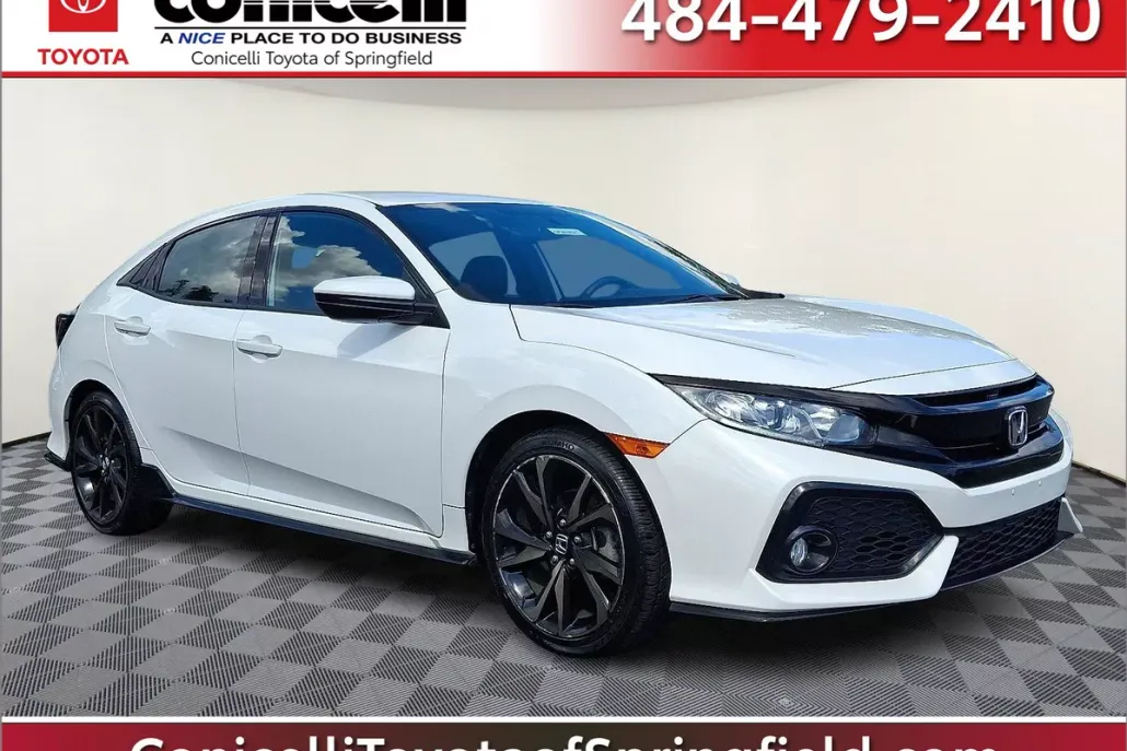 2017 Honda Civic Hatchback Sport photo 1