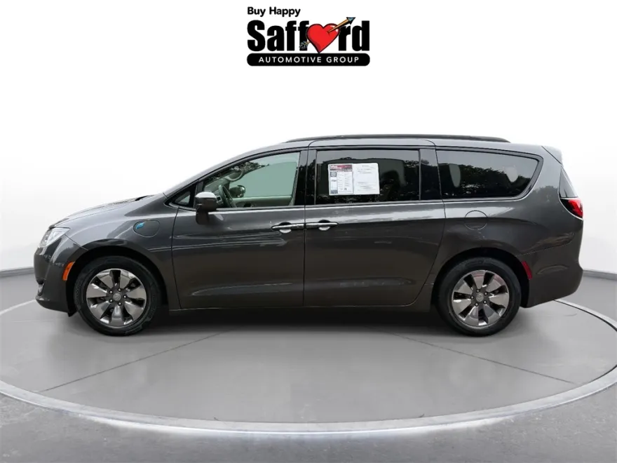 2018 Chrysler Pacifica Hybrid Limited photo 1