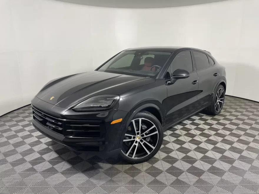 2024 Porsche Cayenne Coupe photo 1