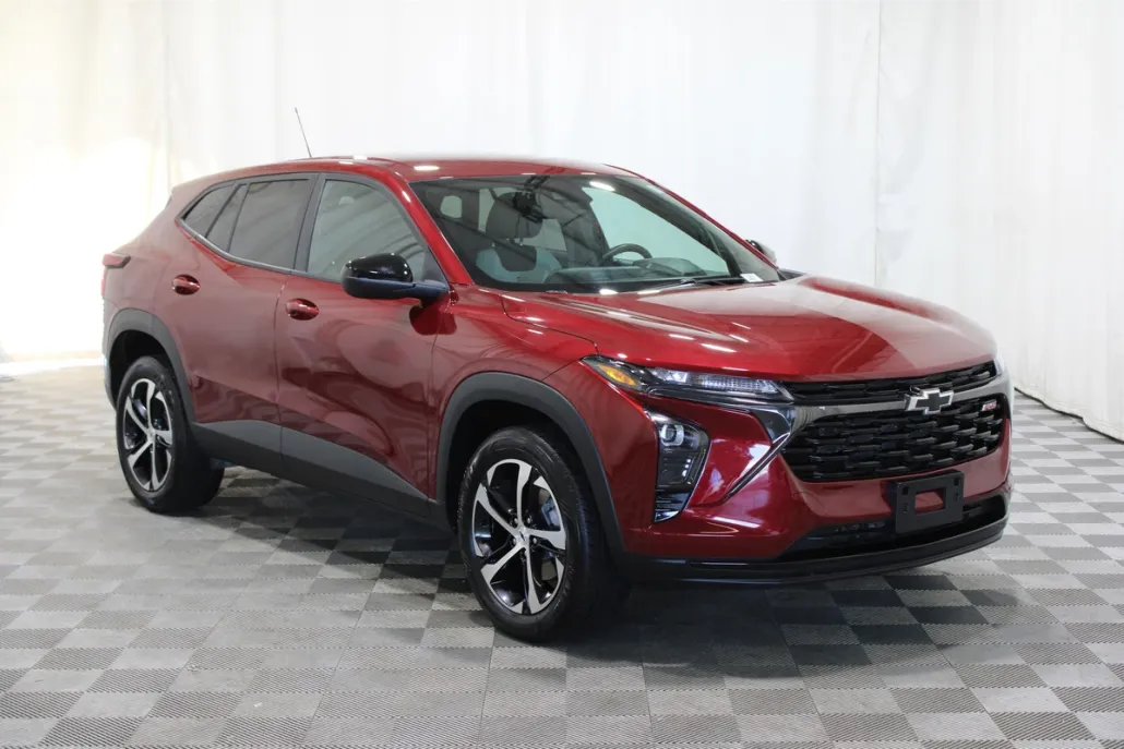 2024 Chevrolet Trax photo 1