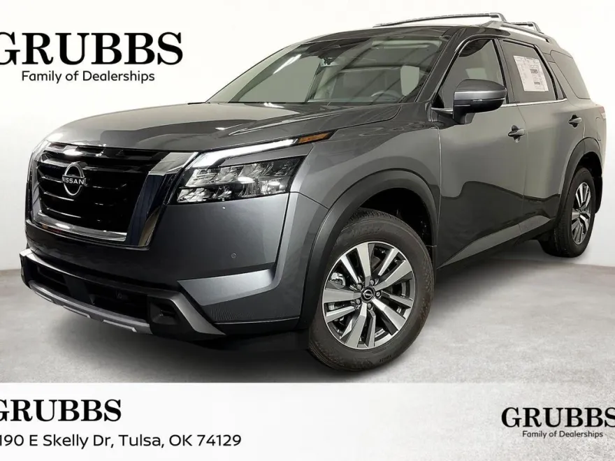 2025 Nissan Pathfinder SL photo 1
