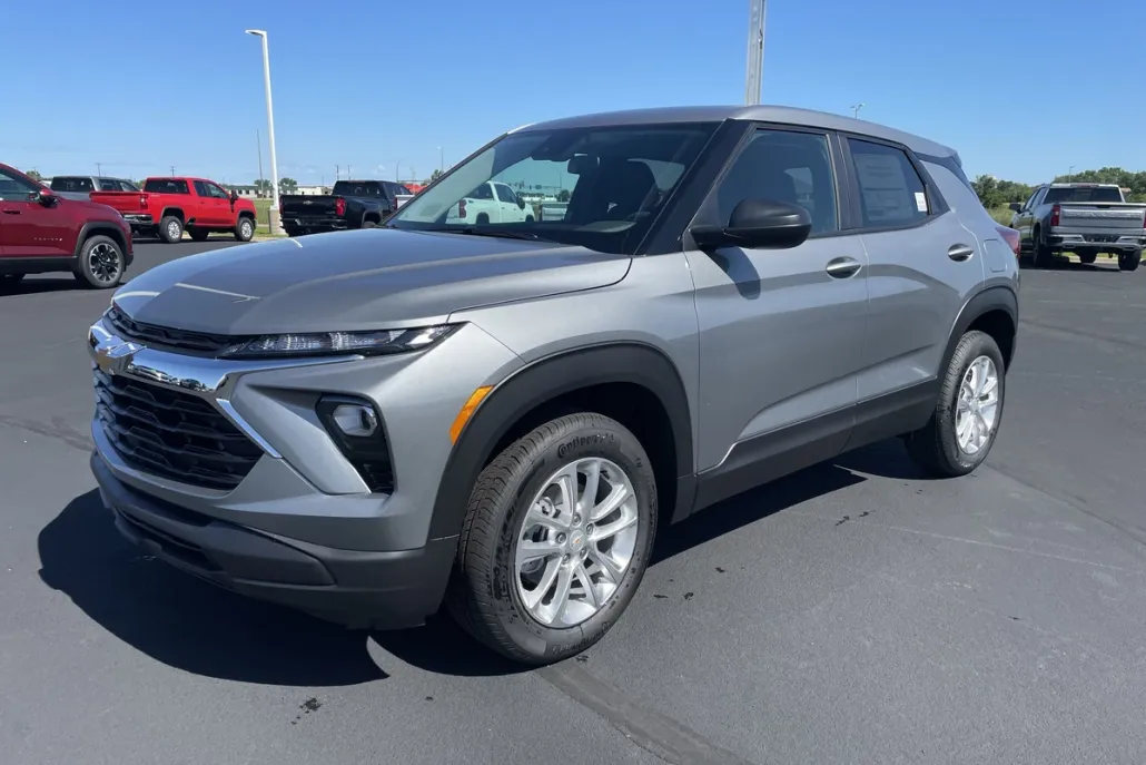 2026 Chevrolet Trailblazer LS photo 1