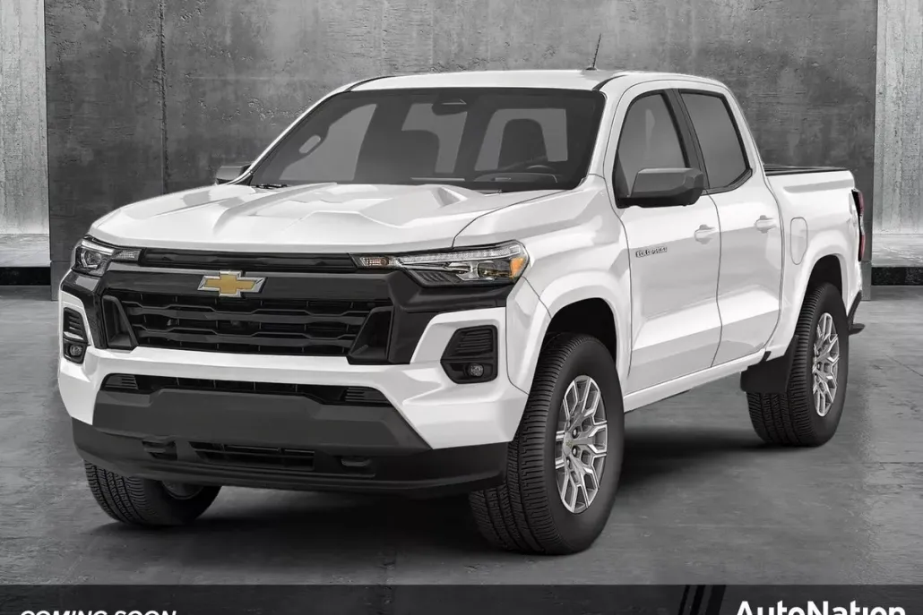 2025 Chevrolet Colorado Work Truck LT photo 1