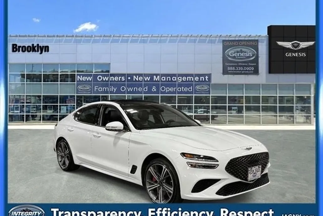 2025 Genesis G70 2.5T Sport Prestige photo 1