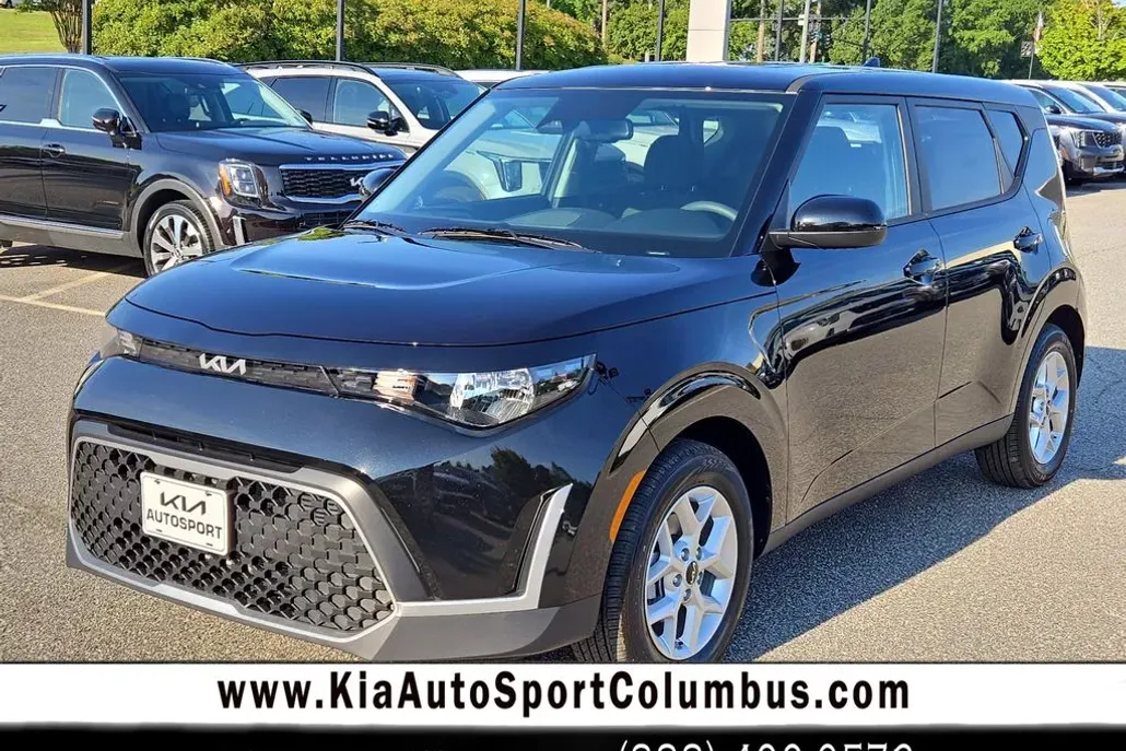 2025 Kia Soul S photo 1