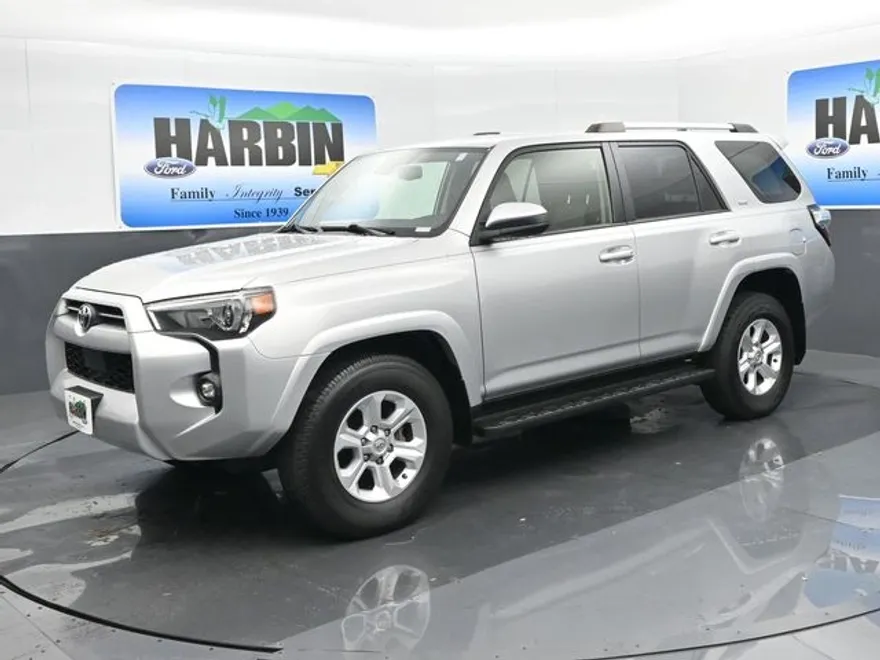 2023 Toyota 4Runner SR5 photo 1