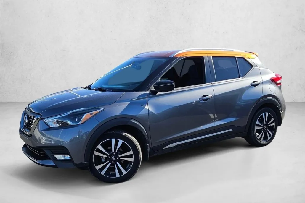 2018 Nissan Kicks SR photo 1