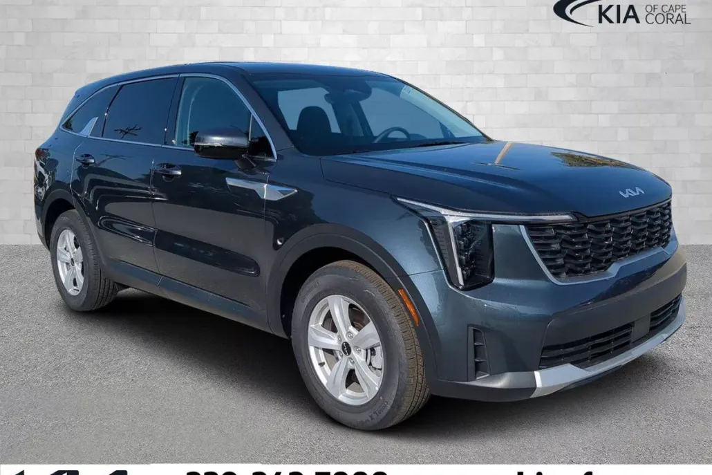 2025 Kia Sorento LX photo 1