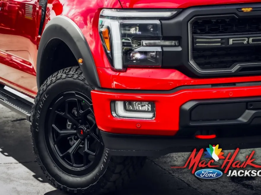 2024 Ford F-150 Lariat photo 1