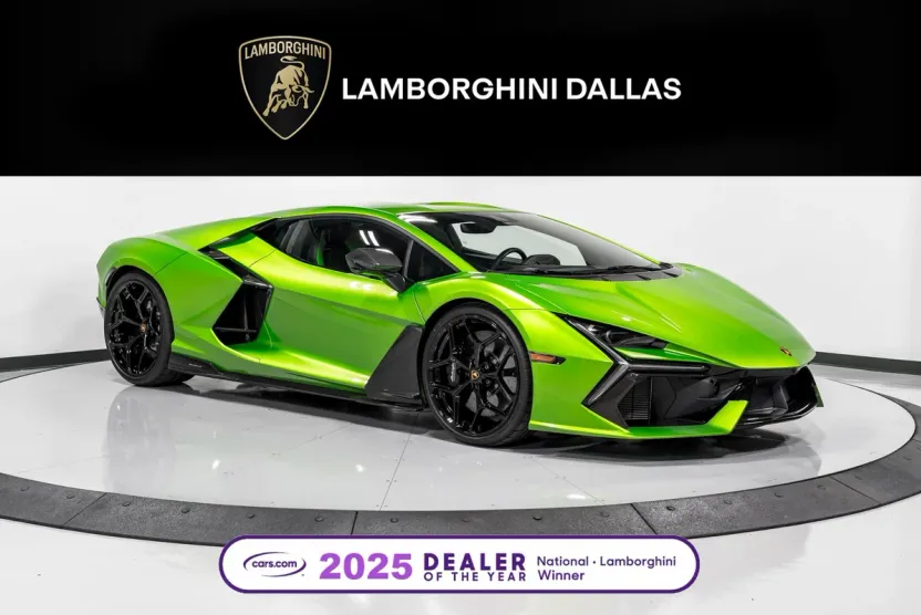 2024 Lamborghini Revuelto photo 1