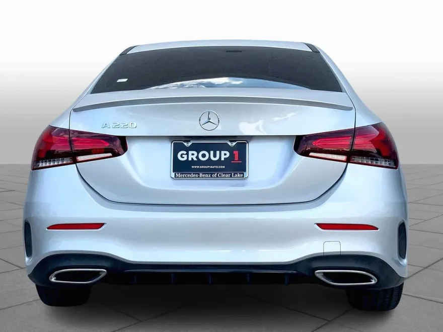 2021 Mercedes Benz A 220 photo 1