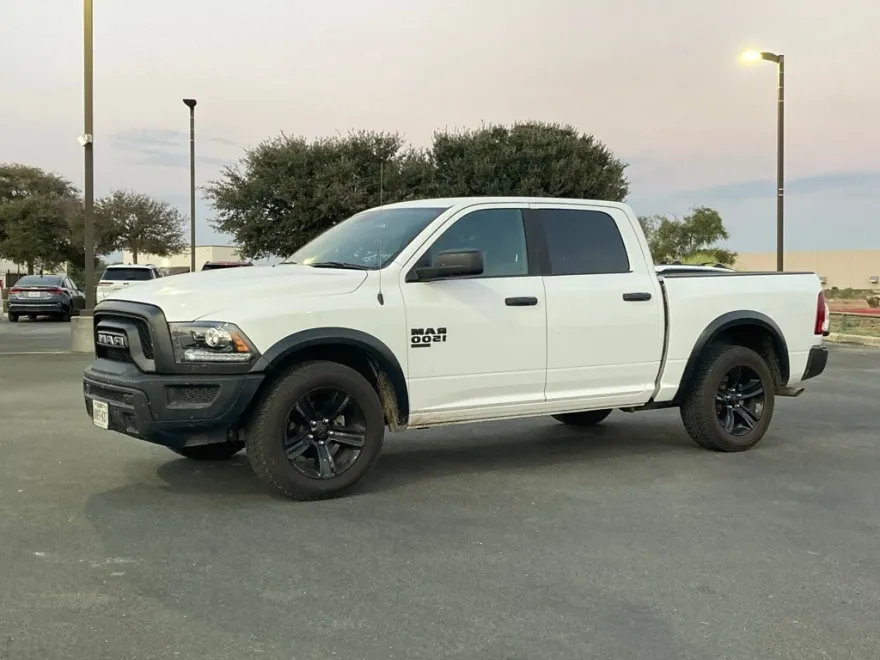 2024 Ram 1500 Classic Warlock photo 1