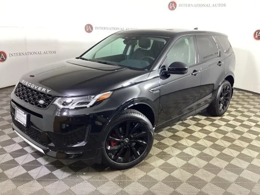 2024 Land Rover Discovery Sport S photo 1