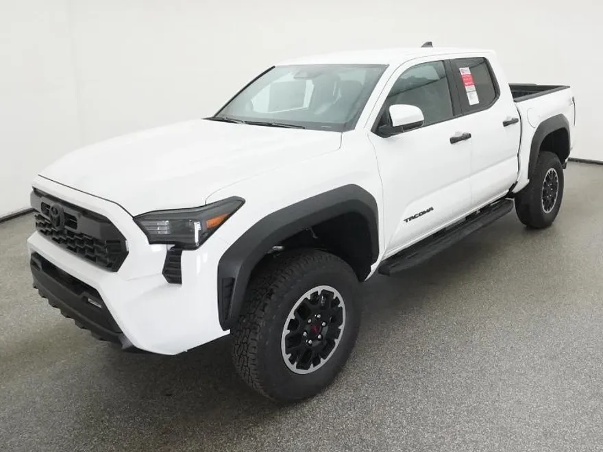 2025 Toyota Tacoma TRD Off-Road Double Cab photo 1