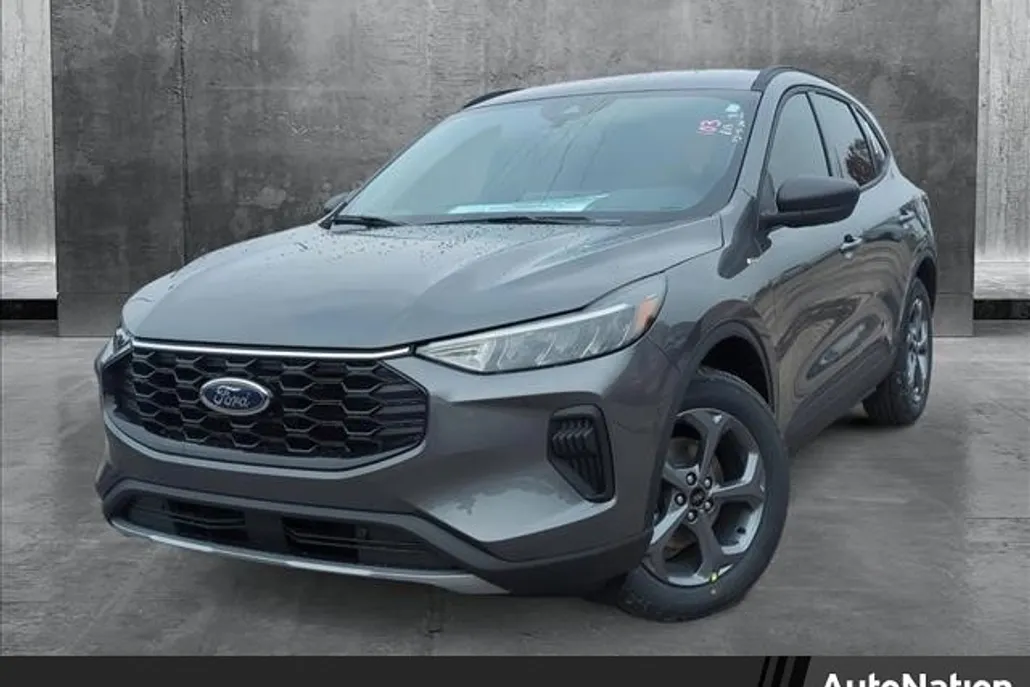 2025 Ford Escape ST-Line photo 1