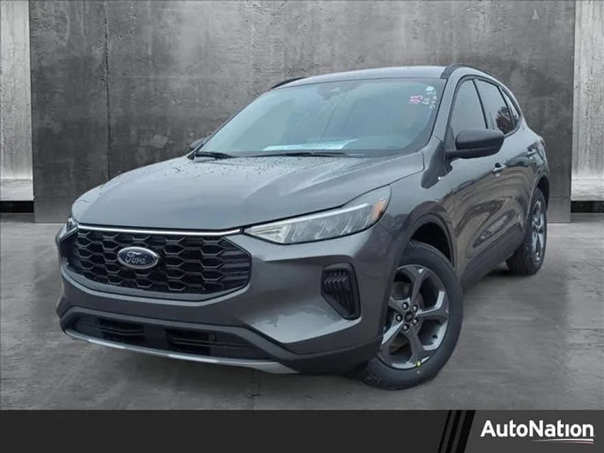 2025 Ford Escape ST-Line photo 1
