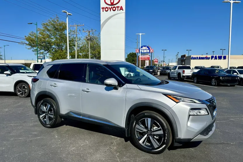 2021 Nissan Rogue AWD SL photo 1