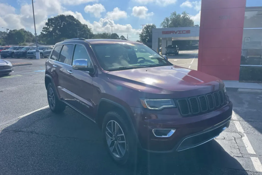 2019 Jeep Grand Cherokee Limited photo 1