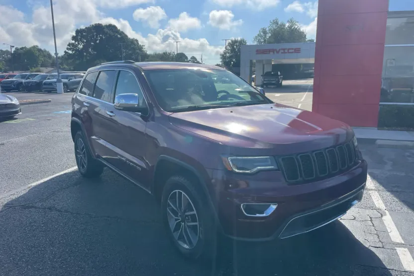 2019 Jeep Grand Cherokee Limited photo 1